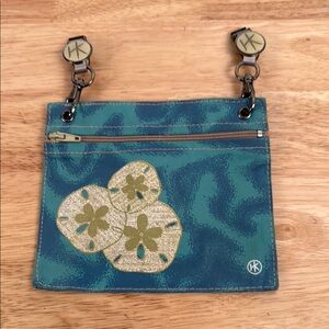 HipKlip travel pocket